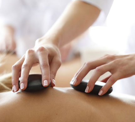 Hot stone massage Manali 